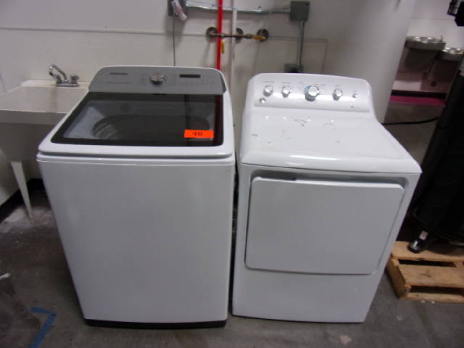 WASHER & DRYER