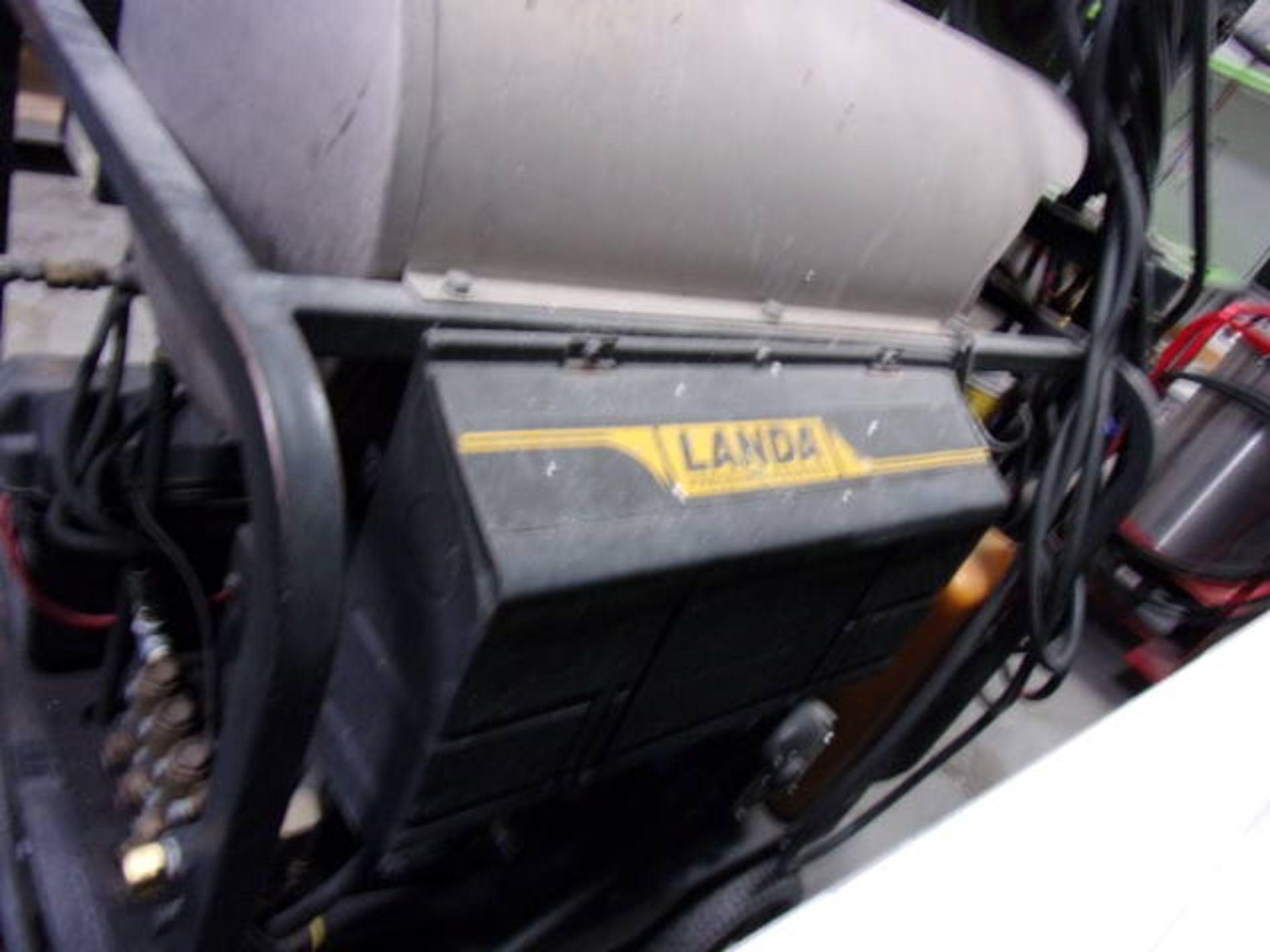 LANDO HOT WATER PRESSURE WASHER - Image 4 of 5