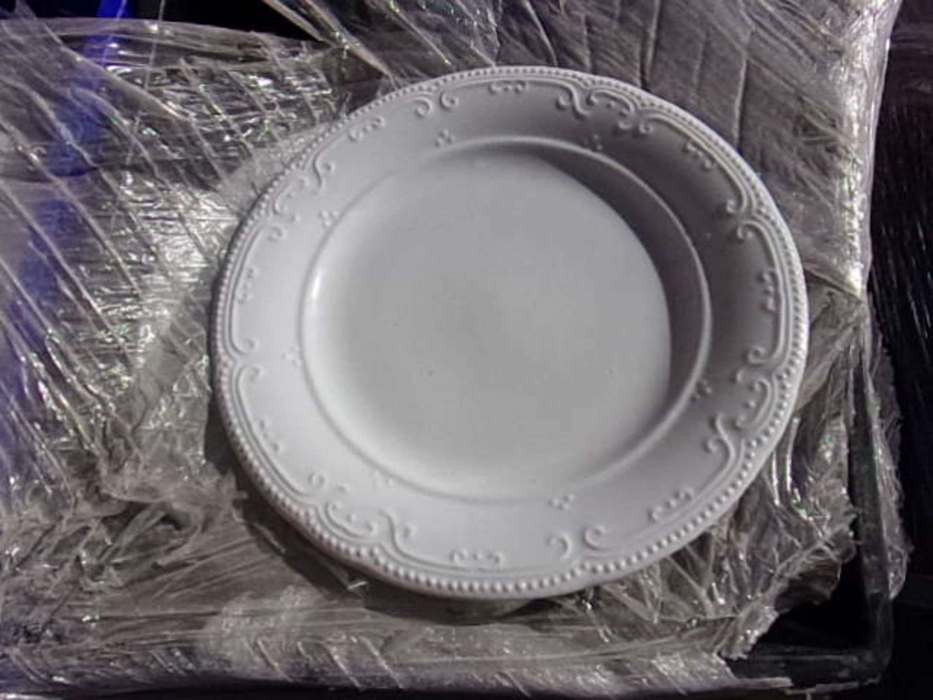 LOT OF 7 1/2" SIDE PLATES (QTY: 500)
