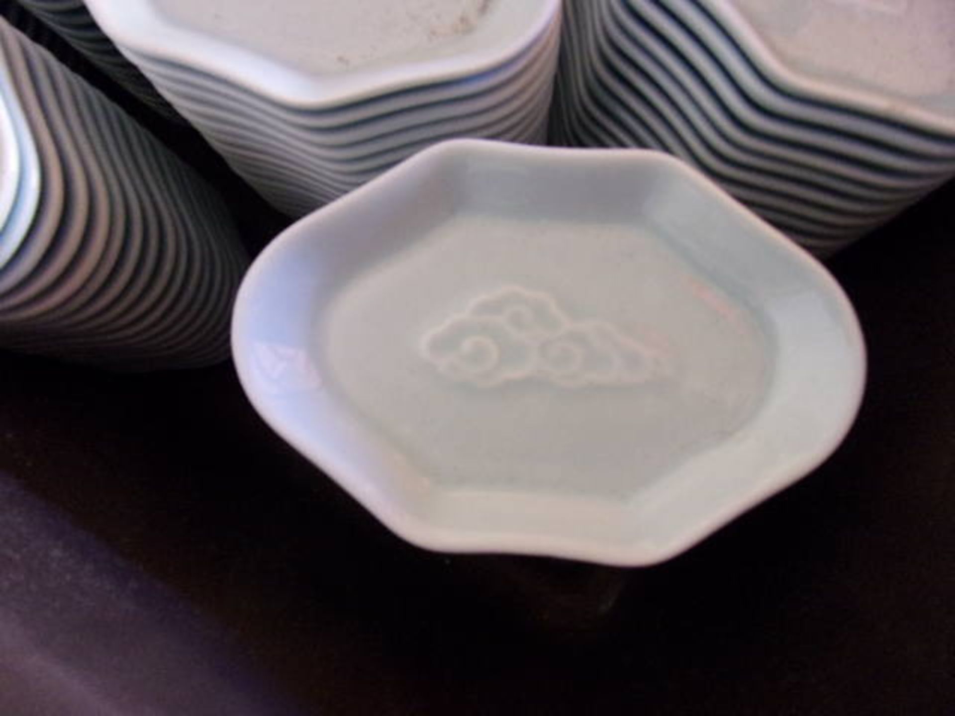 LOT OF STEELITE SMALL BLUE PLATES (QTY: 700) - Image 2 of 2