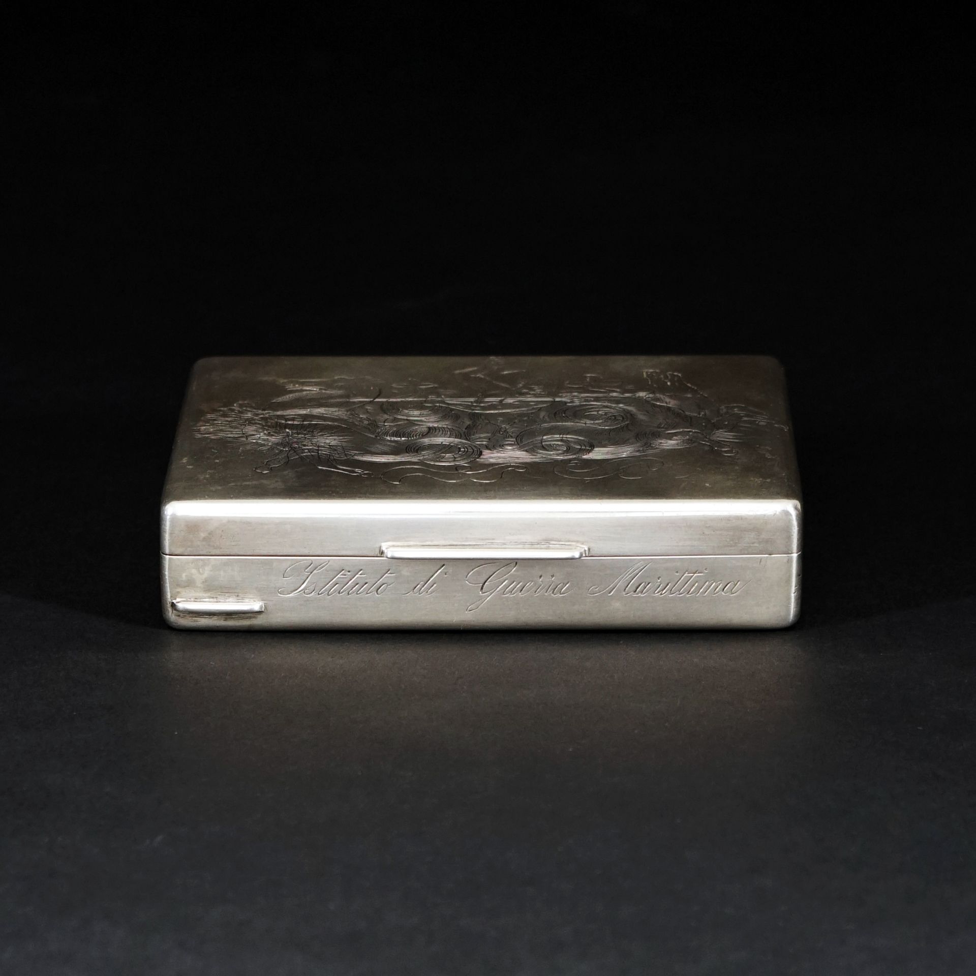 An Italian engraved sterling silver rectangular box, Florence, Gino Piani, 1935-1945 8,5by11cm., - Image 2 of 2