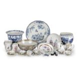 A group of 18th/19th century Chinese porcelain (30)