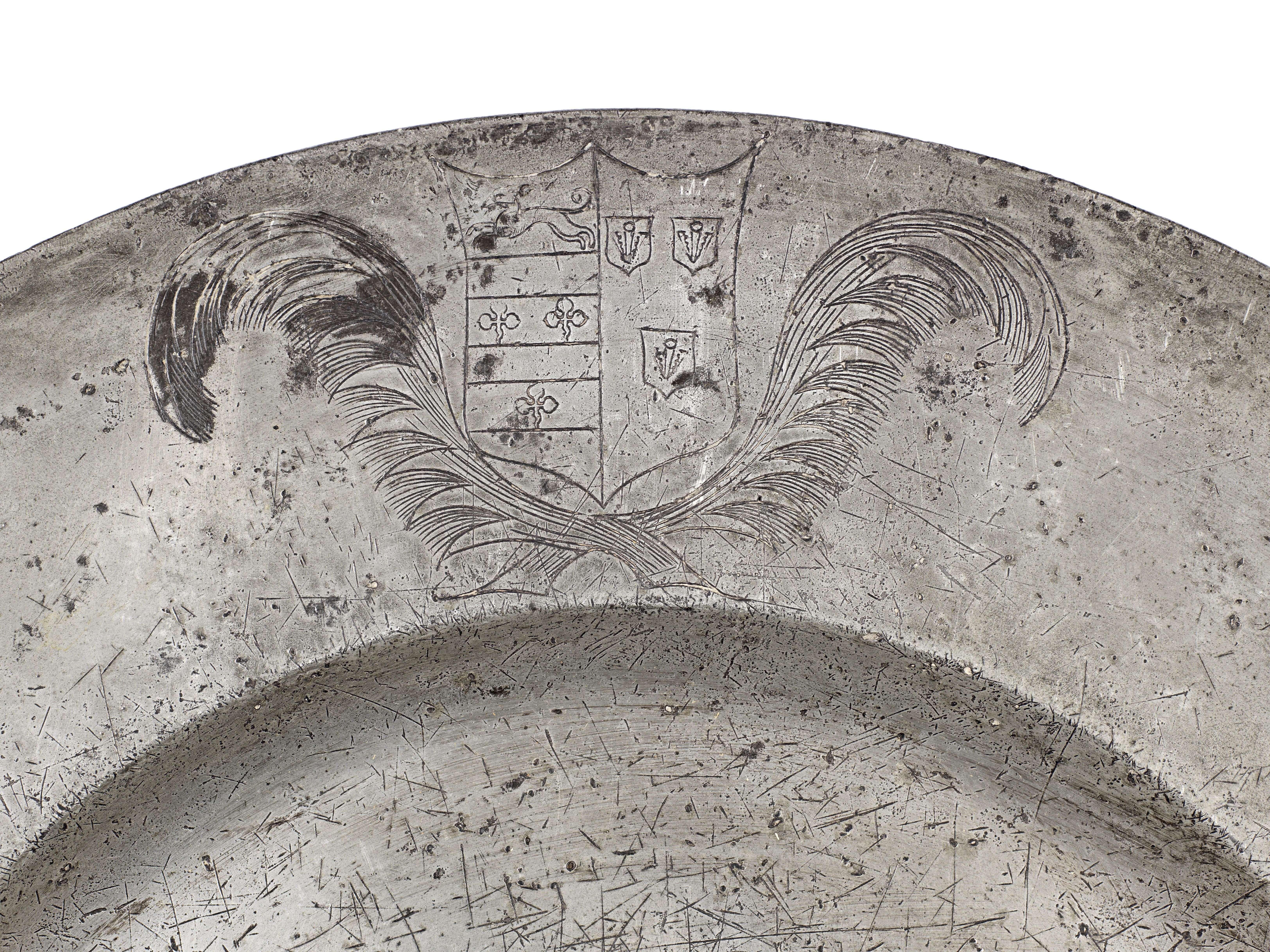 An impressive Charles II pewter broad rim charger, circa 1670 - Image 2 of 2