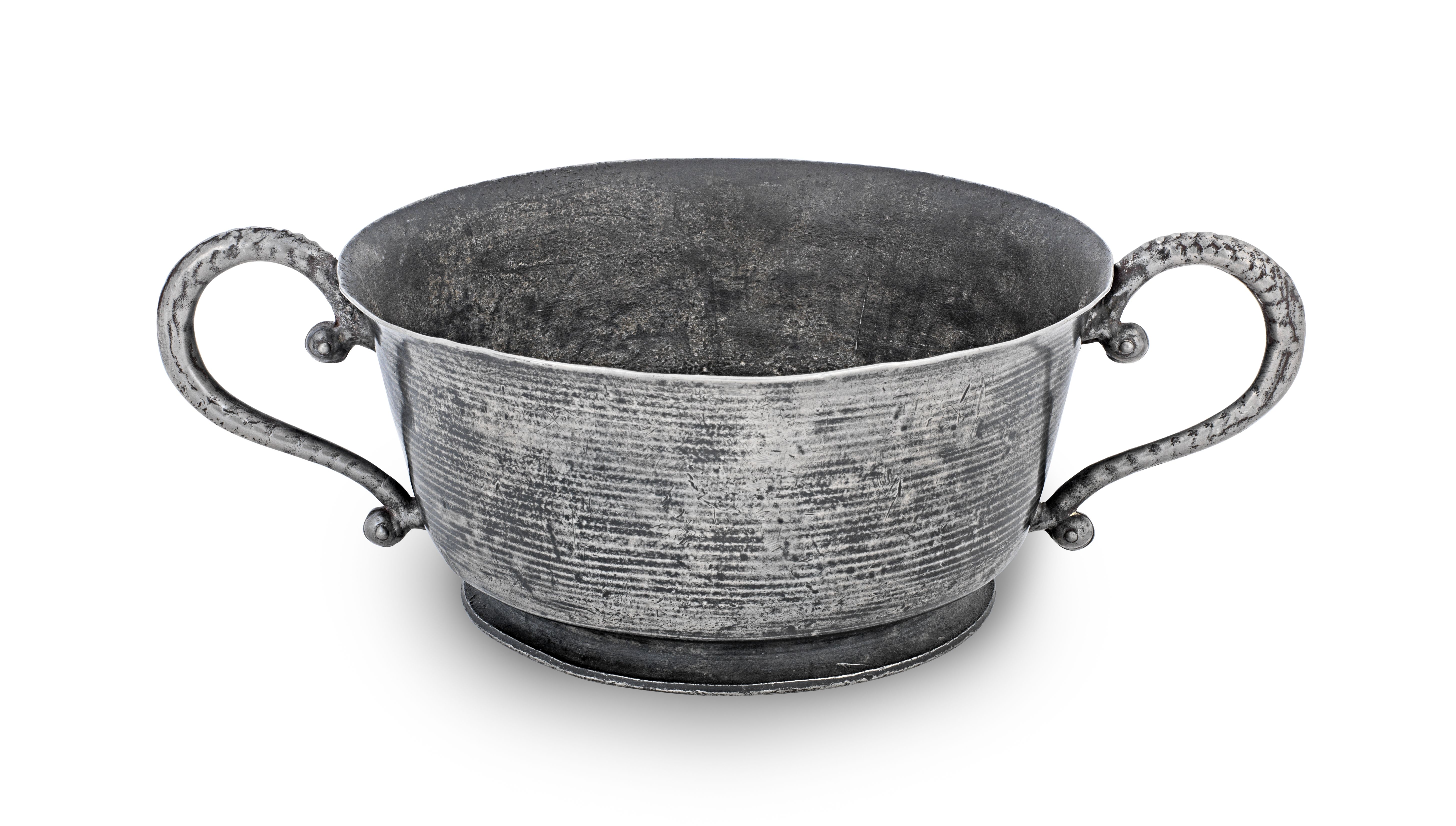 A 18th century pewter 'caudle cup'