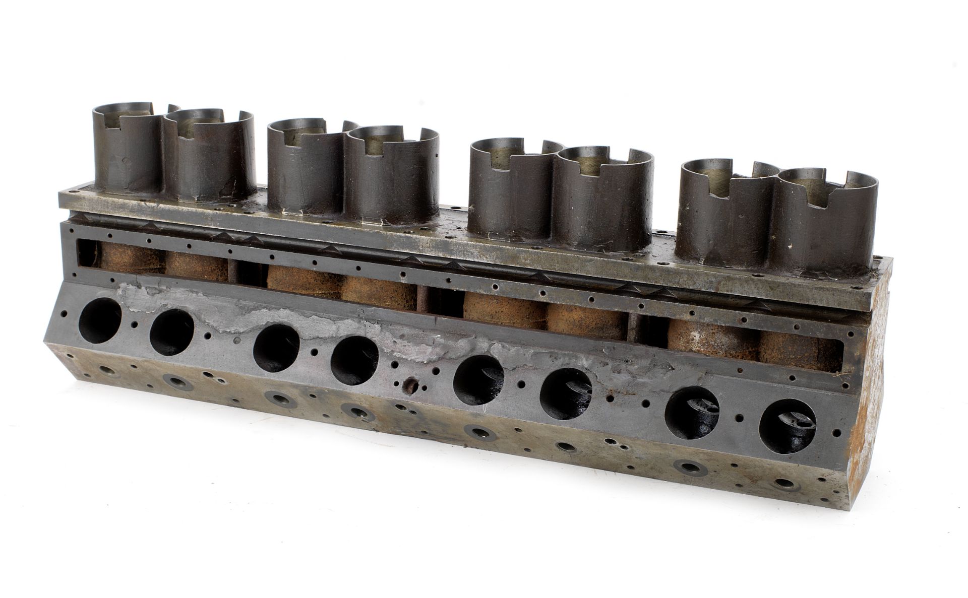 A Bugatti Type 57/57S engine block,