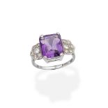 AMETHYST AND DIAMOND RING