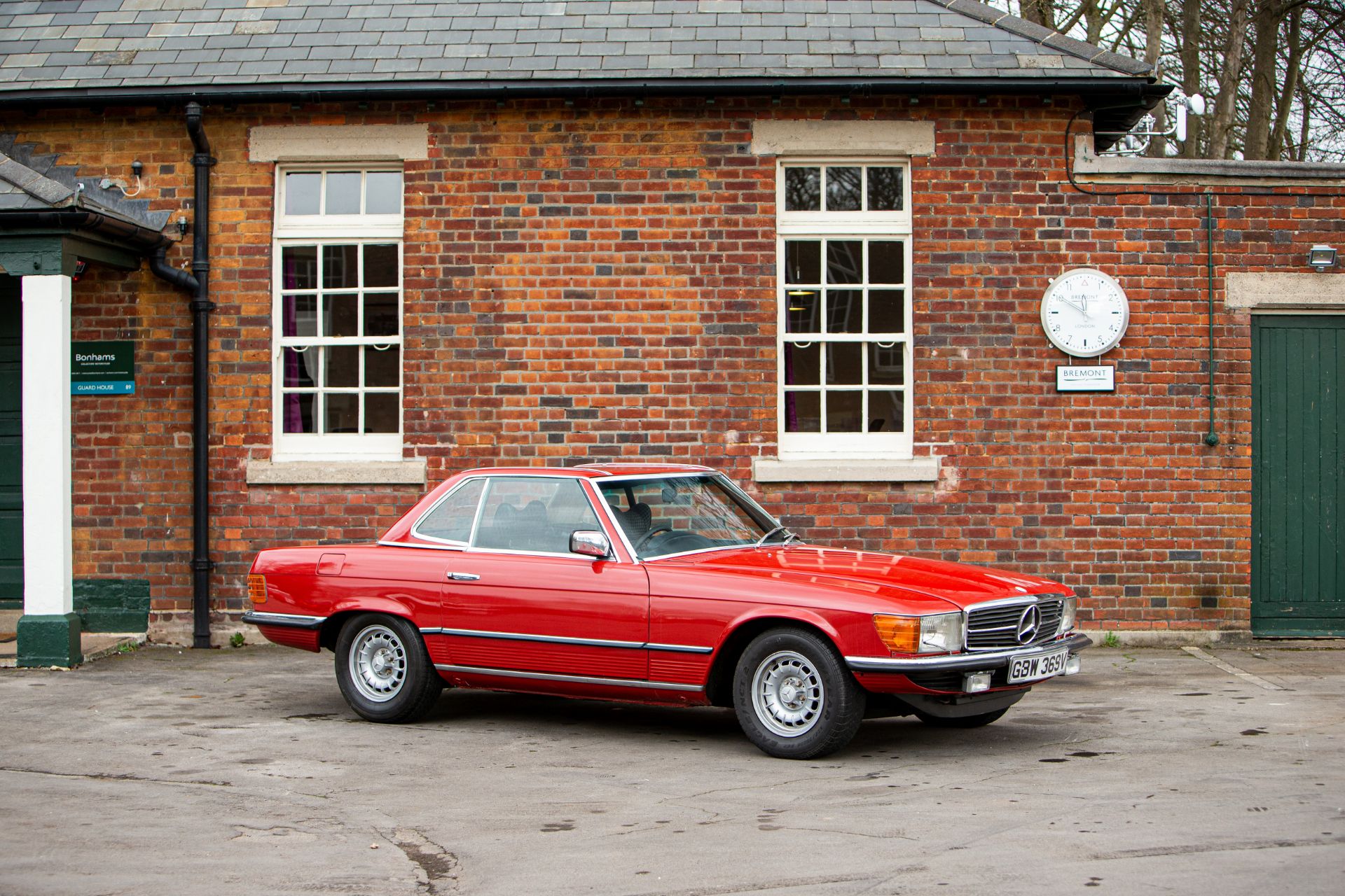 1980 Mercedes-Benz 450SL Convertible with Hardtop Chassis no. 10704422057240