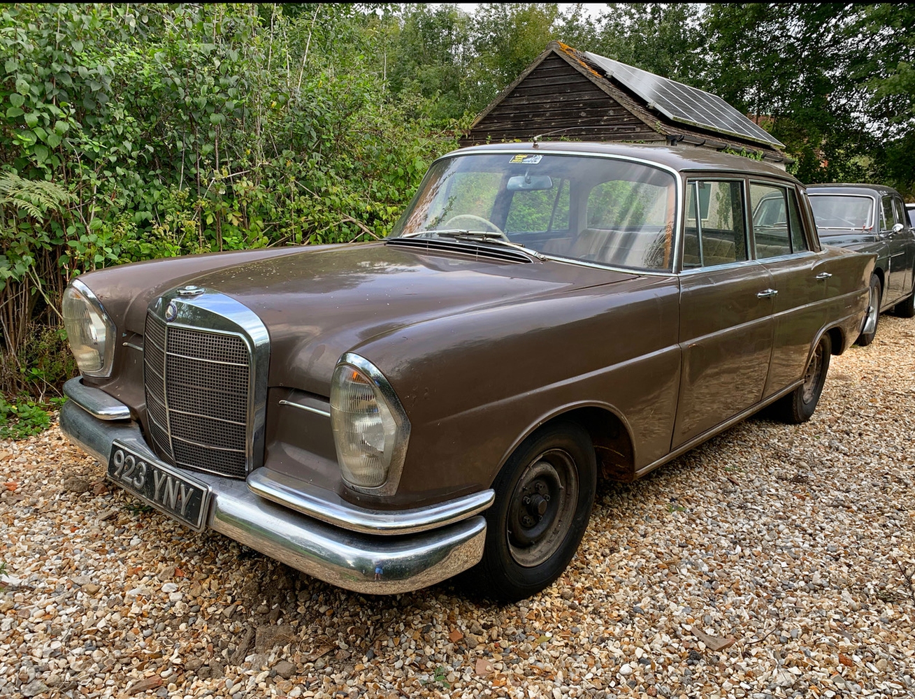 1964 Mercedes-Benz 220 SEb 'Fintail' Saloon Chassis no. 111-041-200S8721