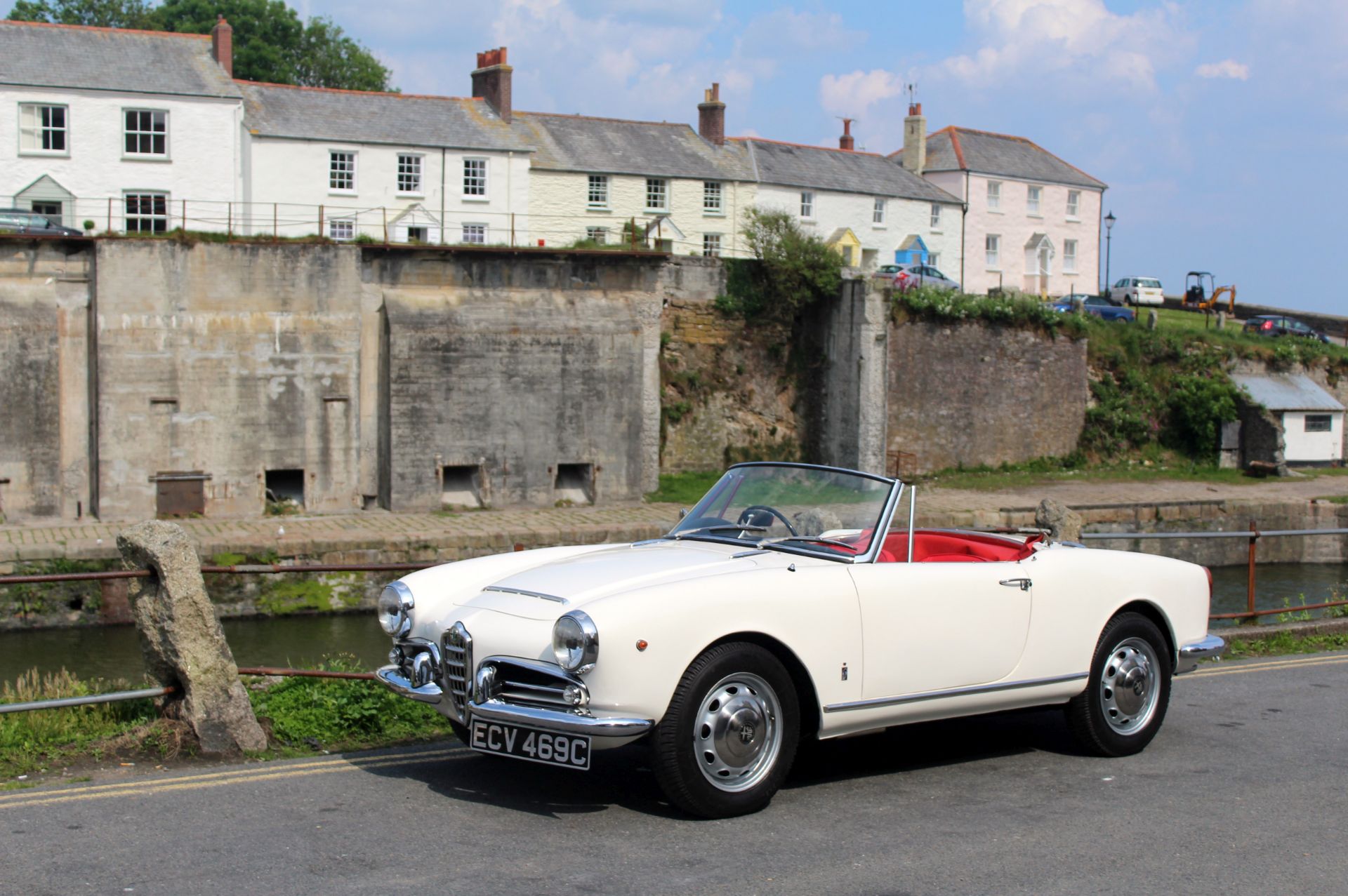 1965 Alfa Romeo Guilia Spider Chassis no. 383241 Engine no. 13478