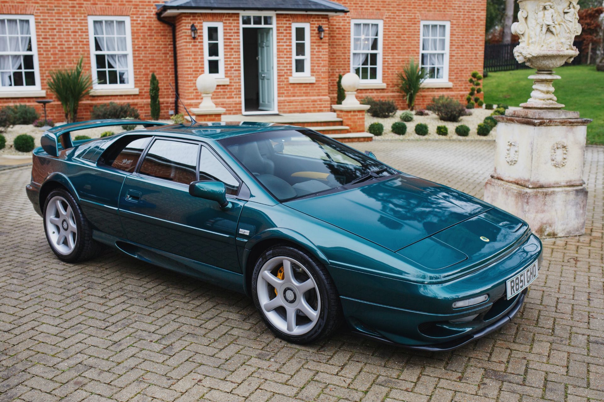 1998 Lotus Esprit V8 GT Chassis no. SCCDA0823WHC15520