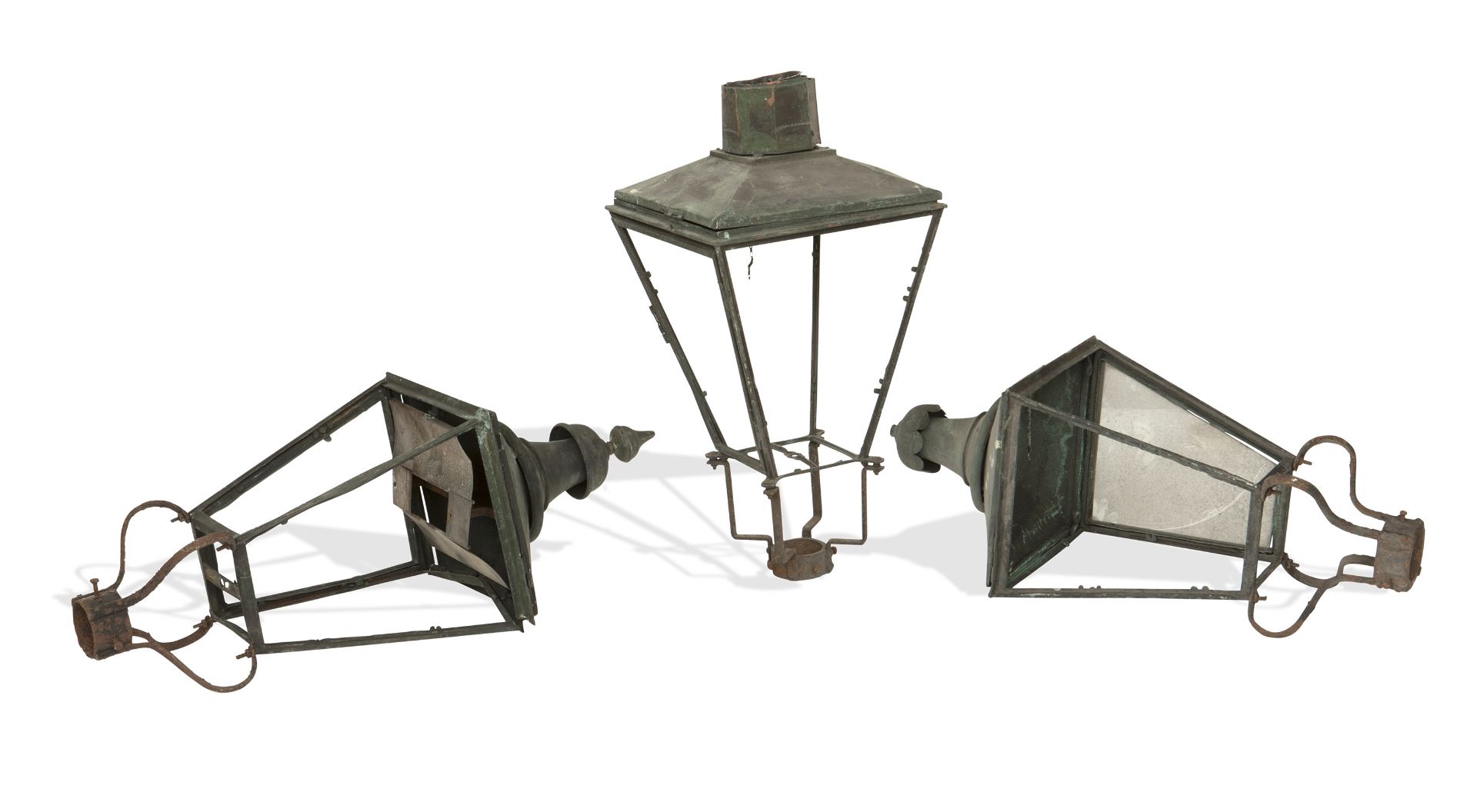 A collection of ceiling lanterns (8)