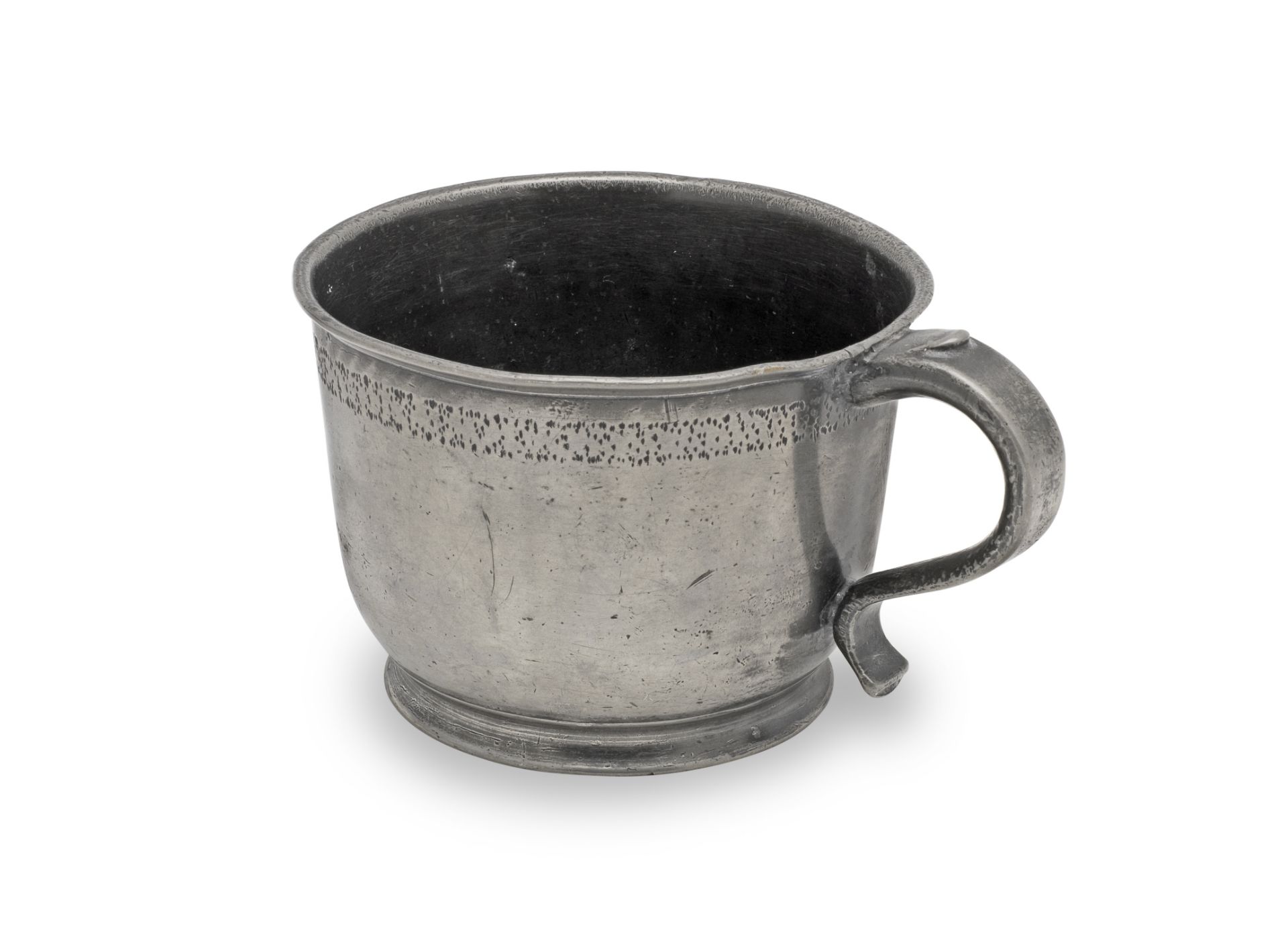 A George II pewter half-reputed-quart single-handled cup, Wigan, circa 1750 ( )