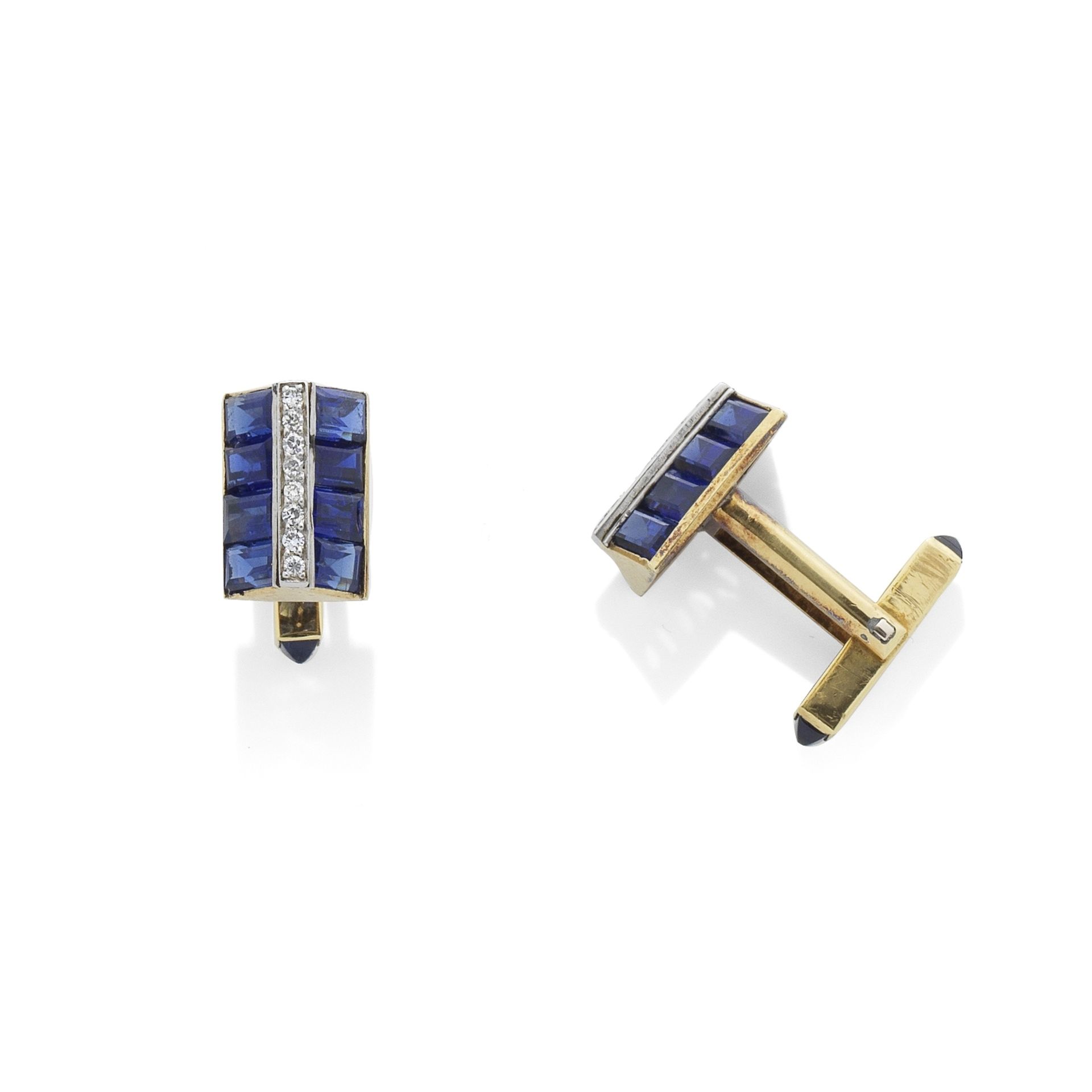 A PAIR OF SAPPHIRE AND DIAMOND CUFFLINKS,