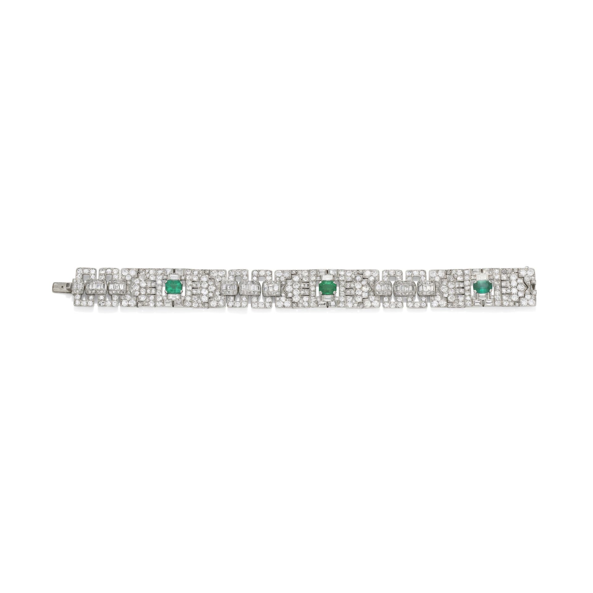 AN EMERALD AND DIAMOND BRACELET,