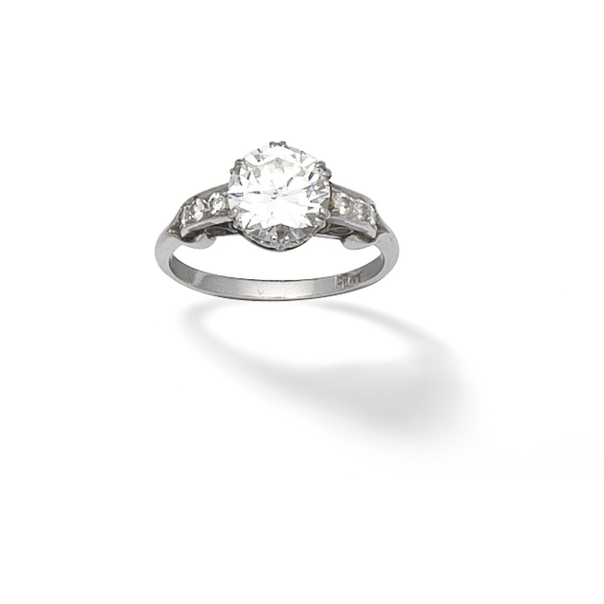 DIAMOND SINGLE-STONE RING