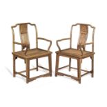 A MATCHED PAIR OF HUANGHUALI AND BURLWOOD ARMCHAIRS Qing Dynasty (2)