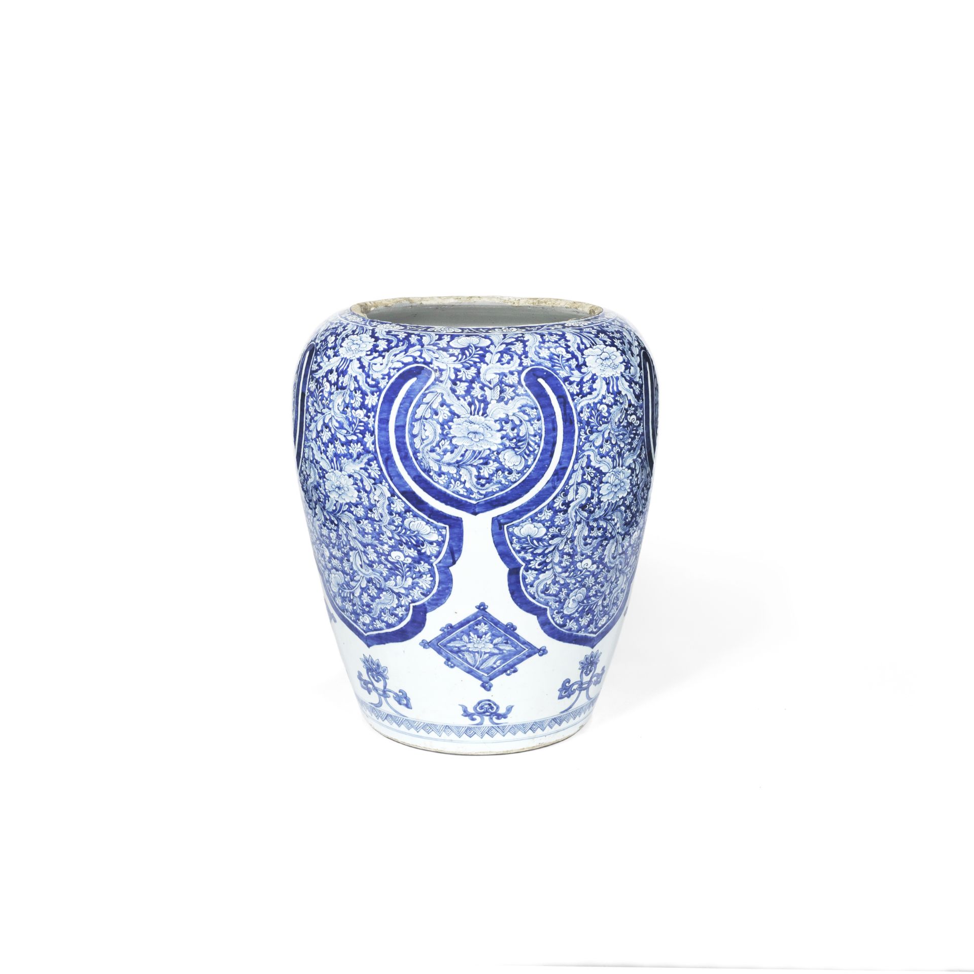 A LARGE BLUE AND WHITE JAR Kangxi
