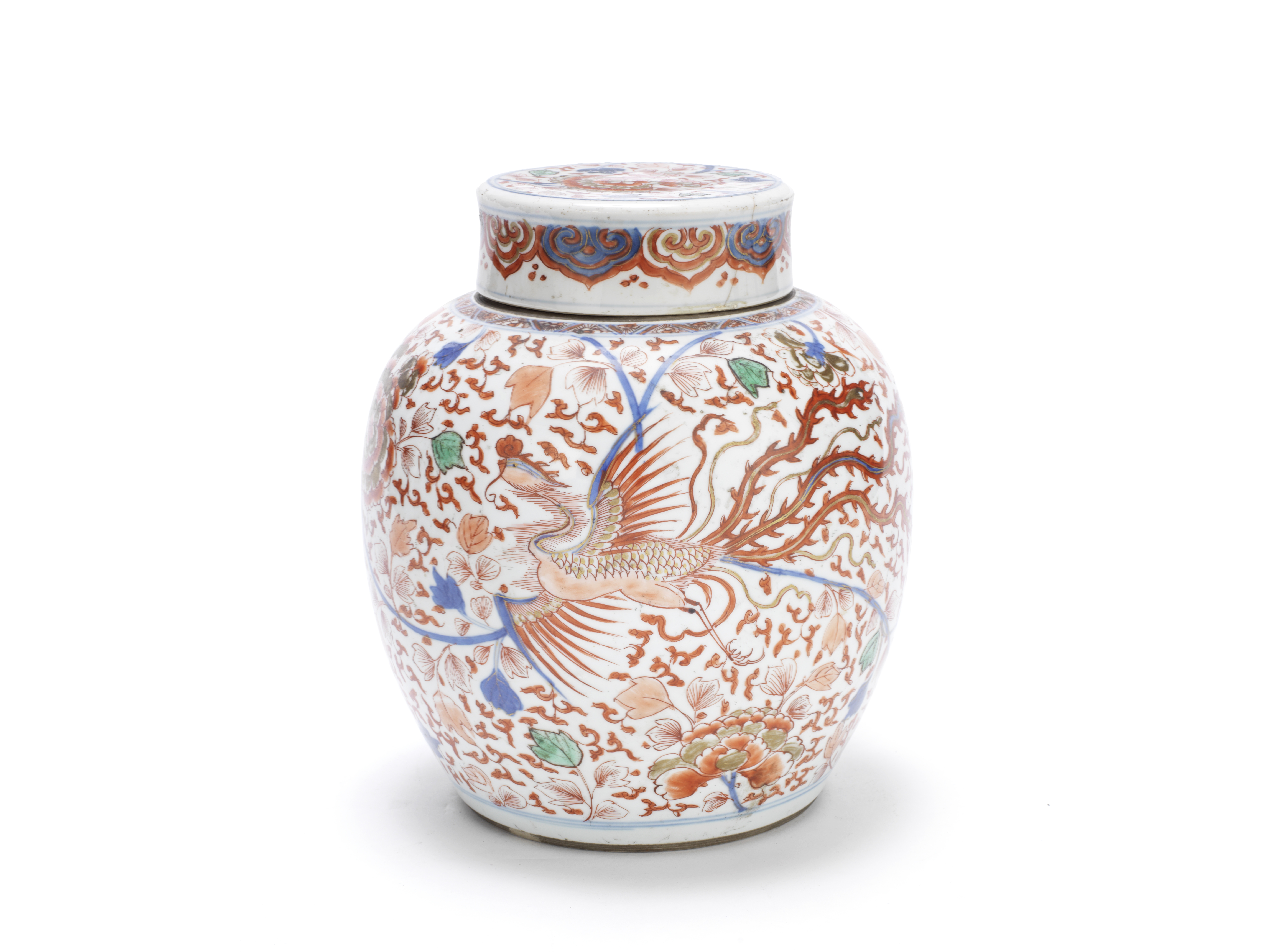 A VERTE IMARI JAR AND COVER 18th century (2)