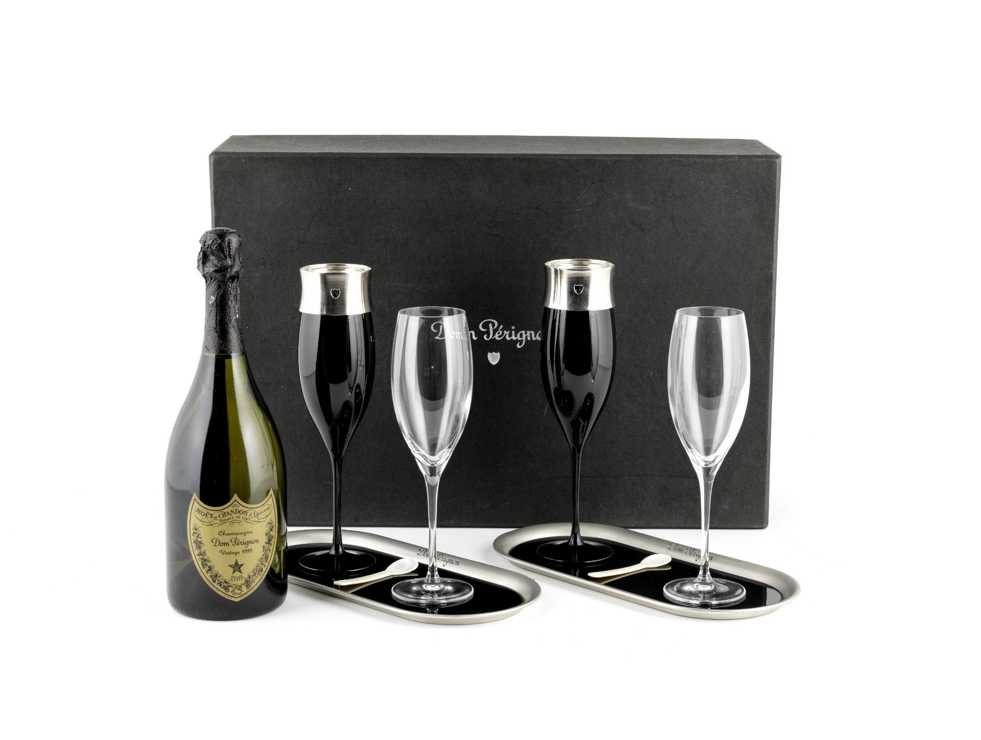 Dom P&#233;rignon Caviar Set Limited Edition 1999 (1)