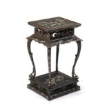 A RARE MOTHER-OF-PEARL-INLAID BLACK LACQUER RECTANGULAR INCENSE STAND, XIANGJI Ming Dynasty (2)
