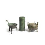 THREE ARCHAIC BRONZE RITUAL VESSELS Warring States/Han Dynasty (4)