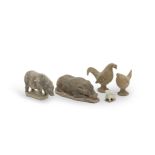 FIVE POTTERY MODELS OF ANIMALS (6)
