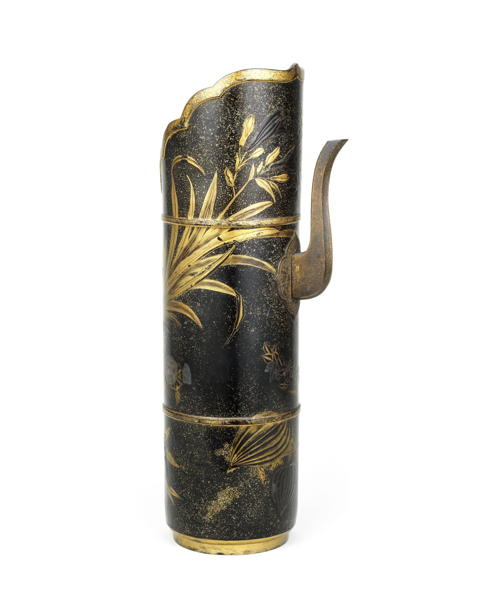 A RARE TIBETAN-STYLE LACQUERED EWER AND COVER, DUOMUHU 18th century (2)