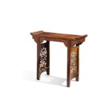 A FINE AND RARE HUANGHUALI RECESSED-LEG TABLE, QIAOTOUAN 17th/18th century