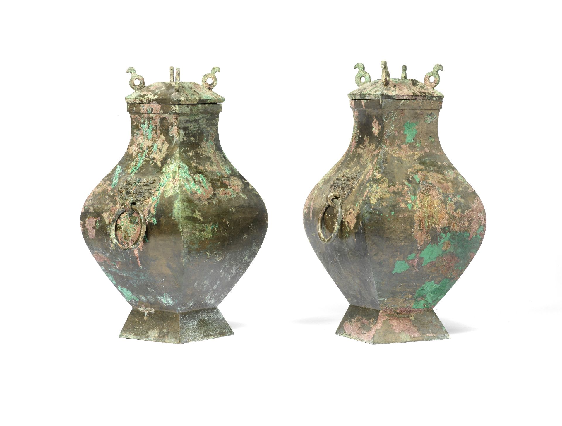 A PAIR OF ARCHAIC BRONZE SQUARE VASES AND COVERS, FANGHU Han Dynasty (4)