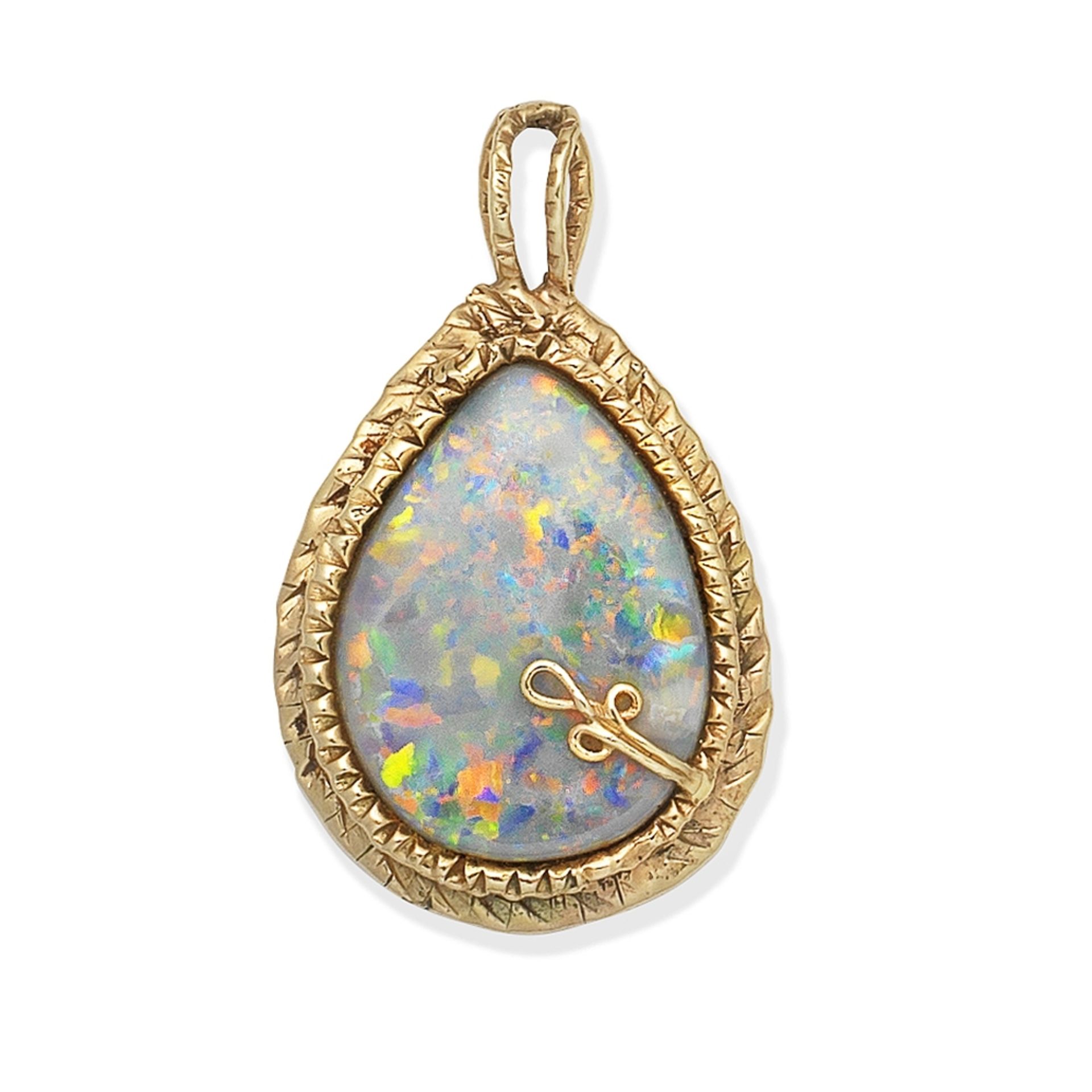 OPAL PENDANT