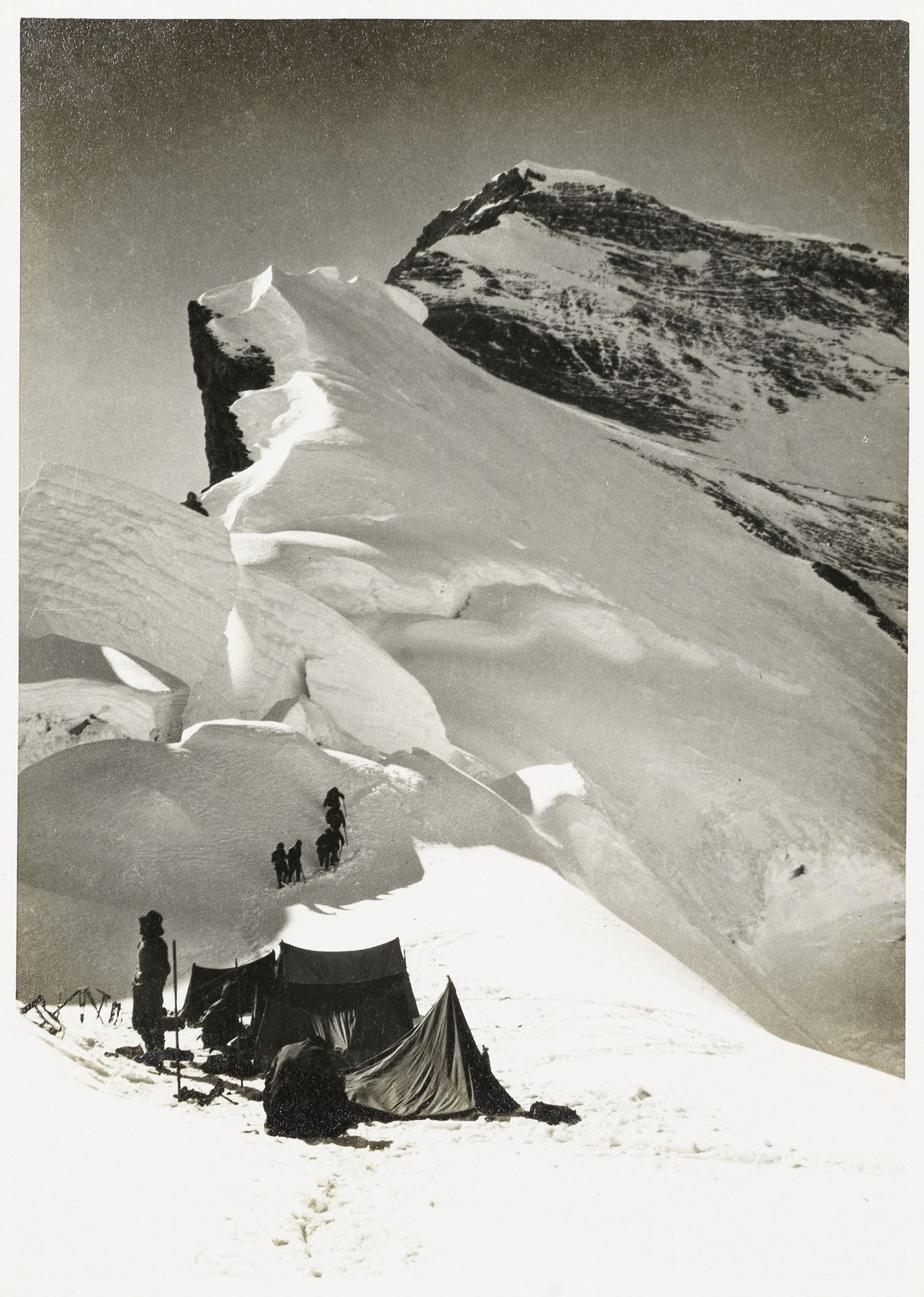MOUNTAINEERING - EVEREST BRUCE (CHARLES GRANVILLE) The Assault on Mount Everest 1922, FIRST EDITI...
