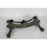 A cast iron ordinary bicycle stand,