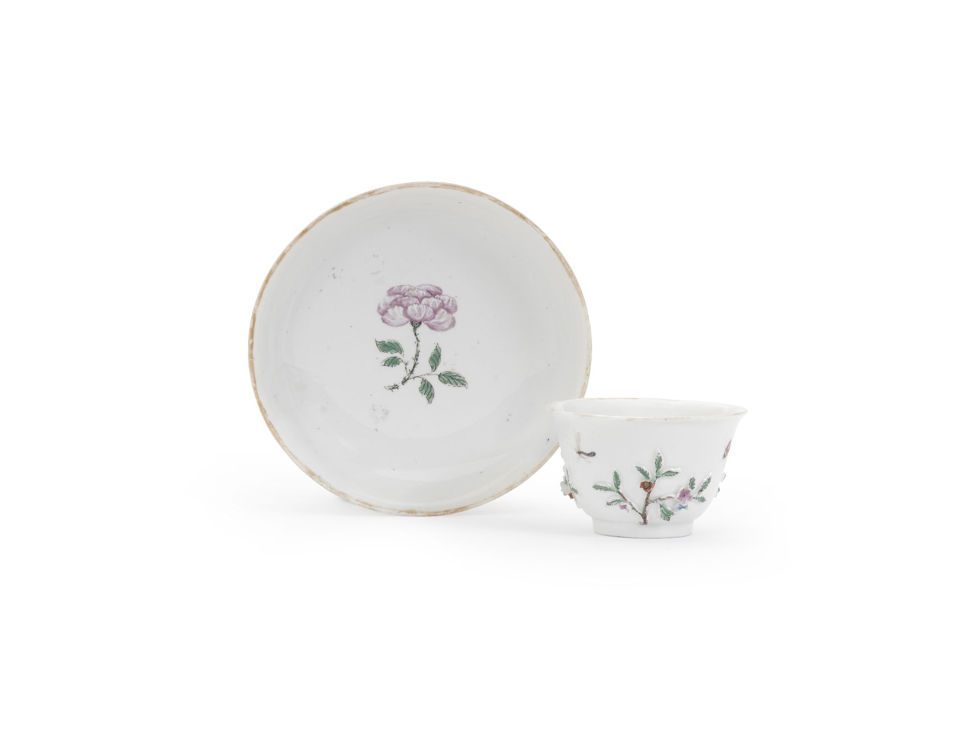 A Meissen Hausmaler teabowl and saucer, circa 1720-25