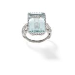 AQUAMARINE AND DIAMOND RING