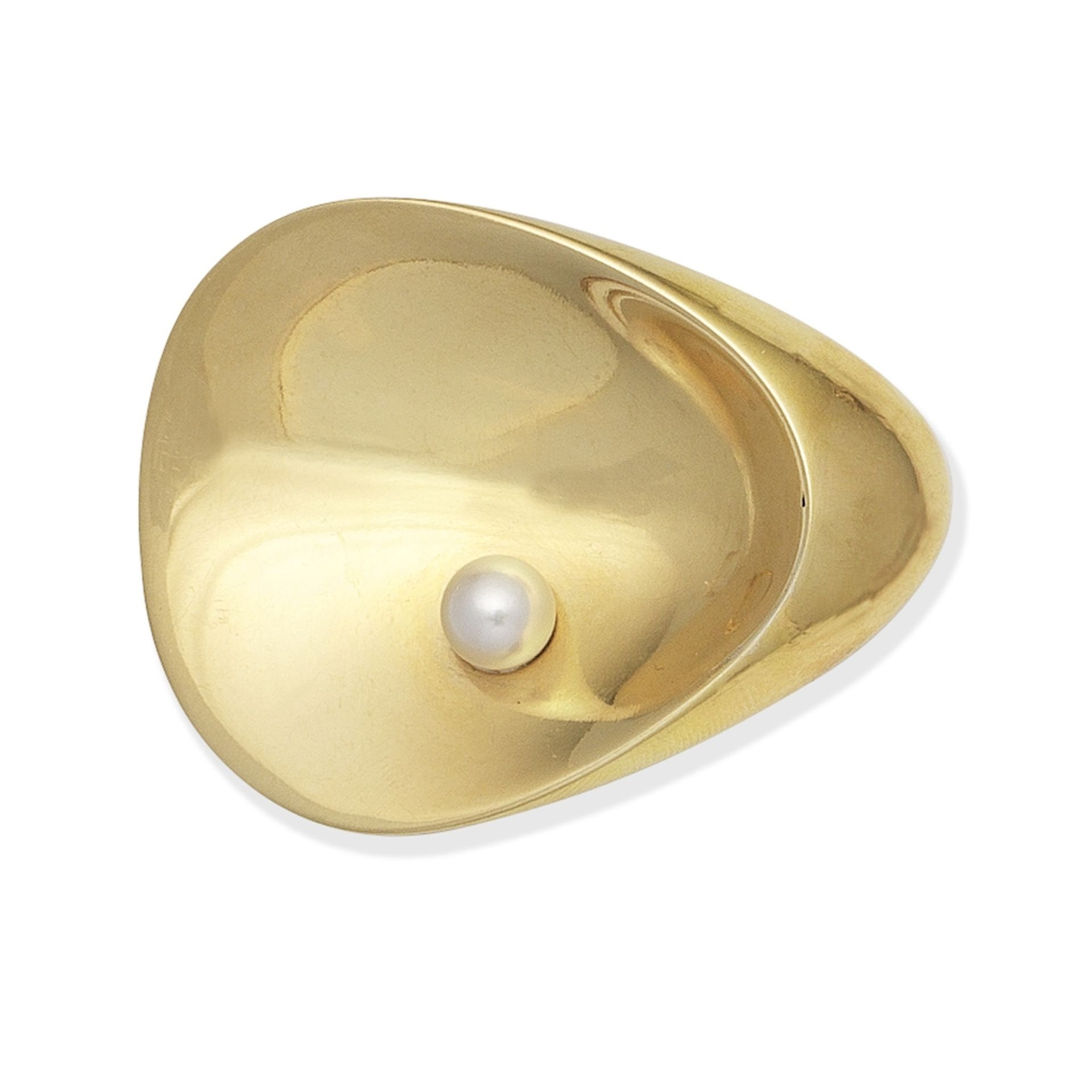 GEORG JENSEN: CULTURED PEARL-SET OYSTER BROOCH,