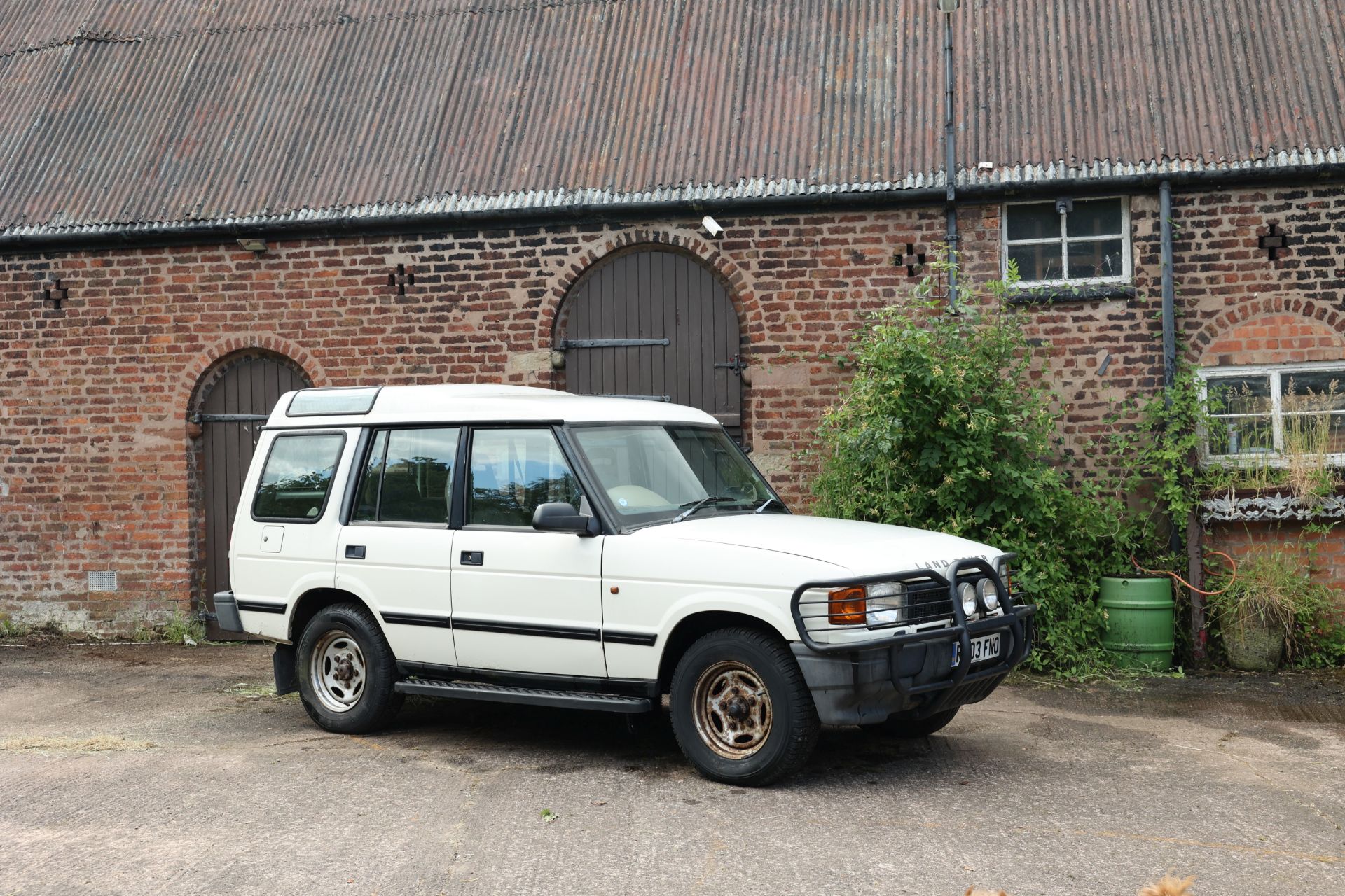 1998 Land Rover Discovery Series I 300 TDi Chassis no. SALLJGMF7WA75439