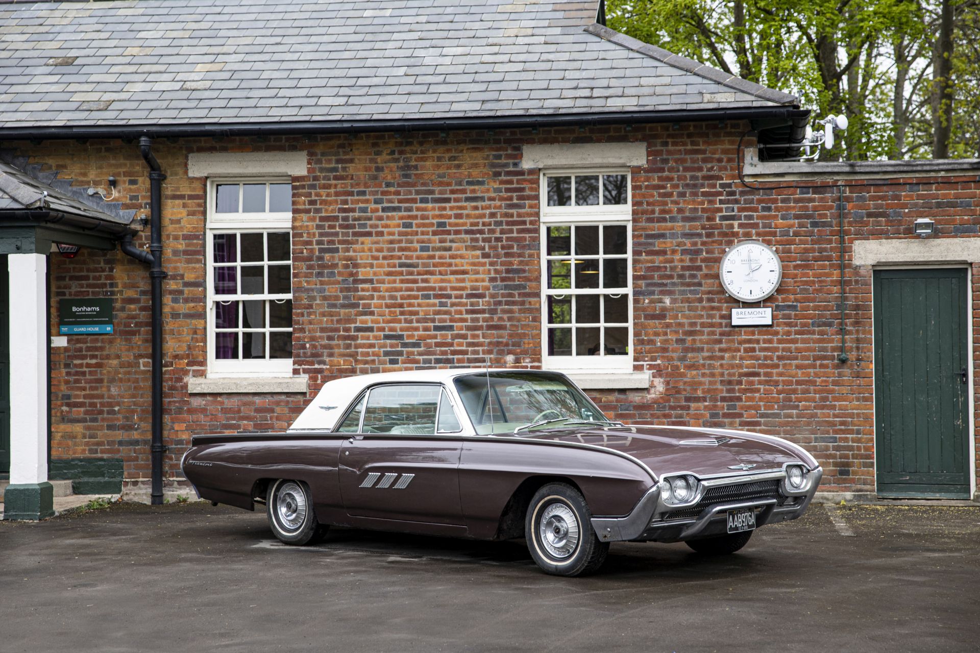 1963 Ford Thunderbird Coupe Chassis no. 3Y83Z134675