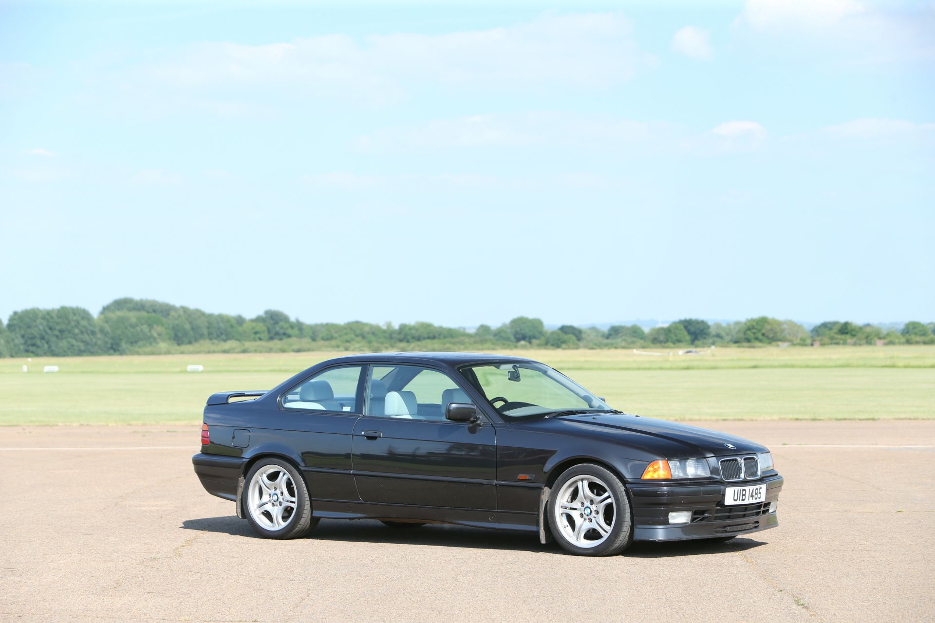 1993 BMW 325i (E36) Coup&#233; Chassis no. WBABF32090JB01683
