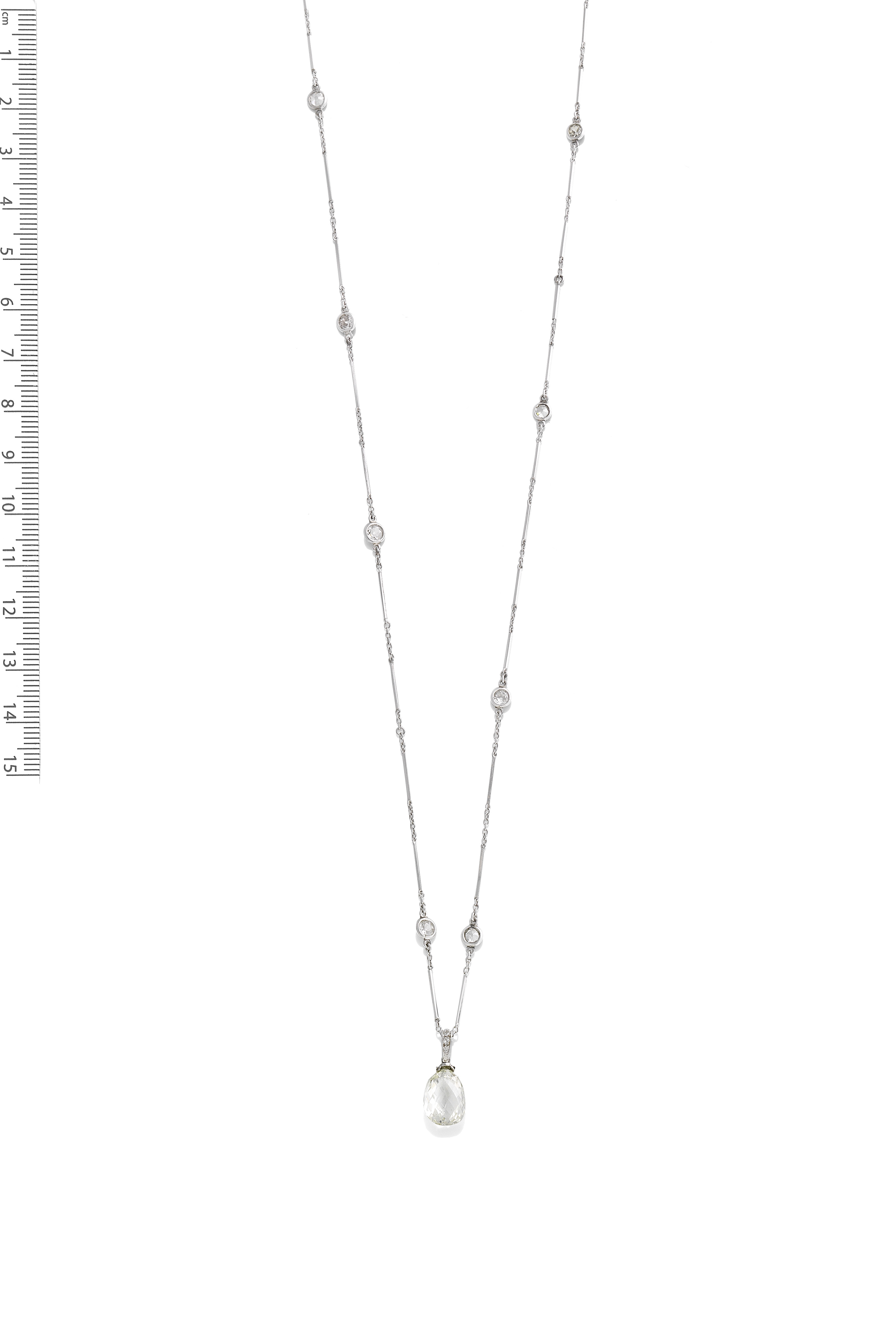 DIAMOND PENDANT/NECKLACE