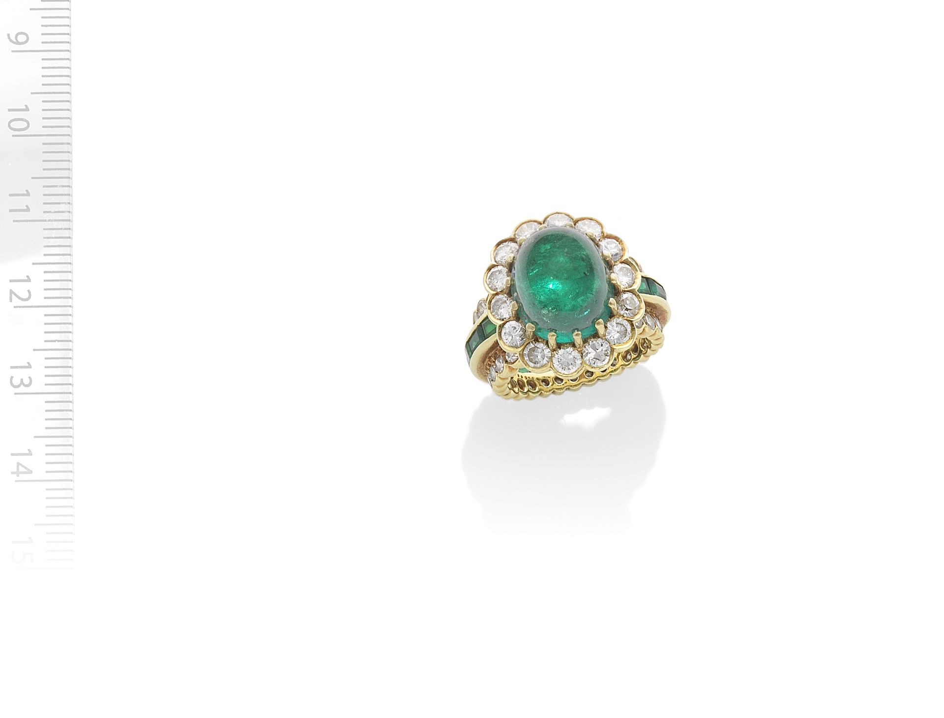 EMERALD AND DIAMOND RING