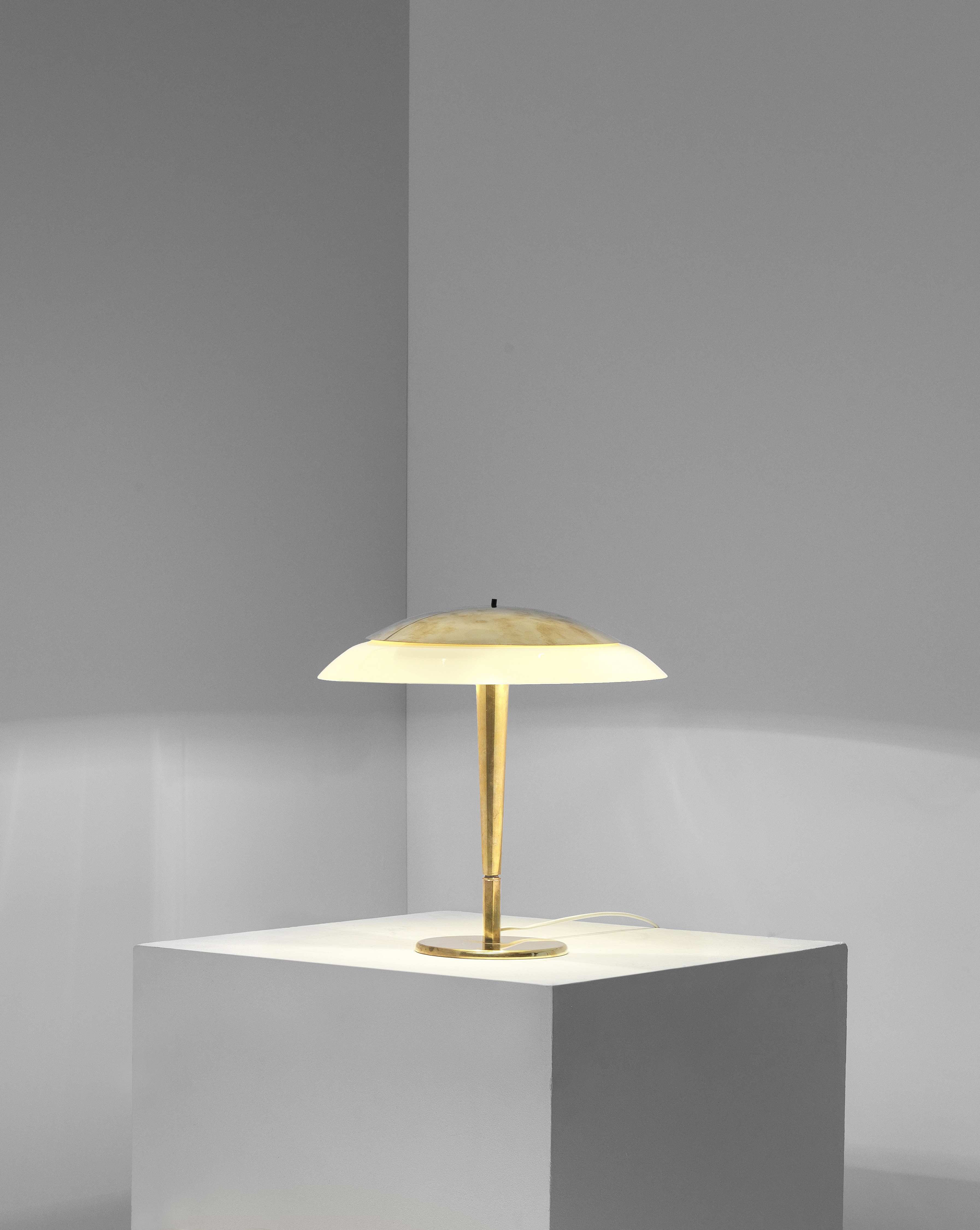 PAAVO TYNELL Table lamp, model no. 5061, 1950s