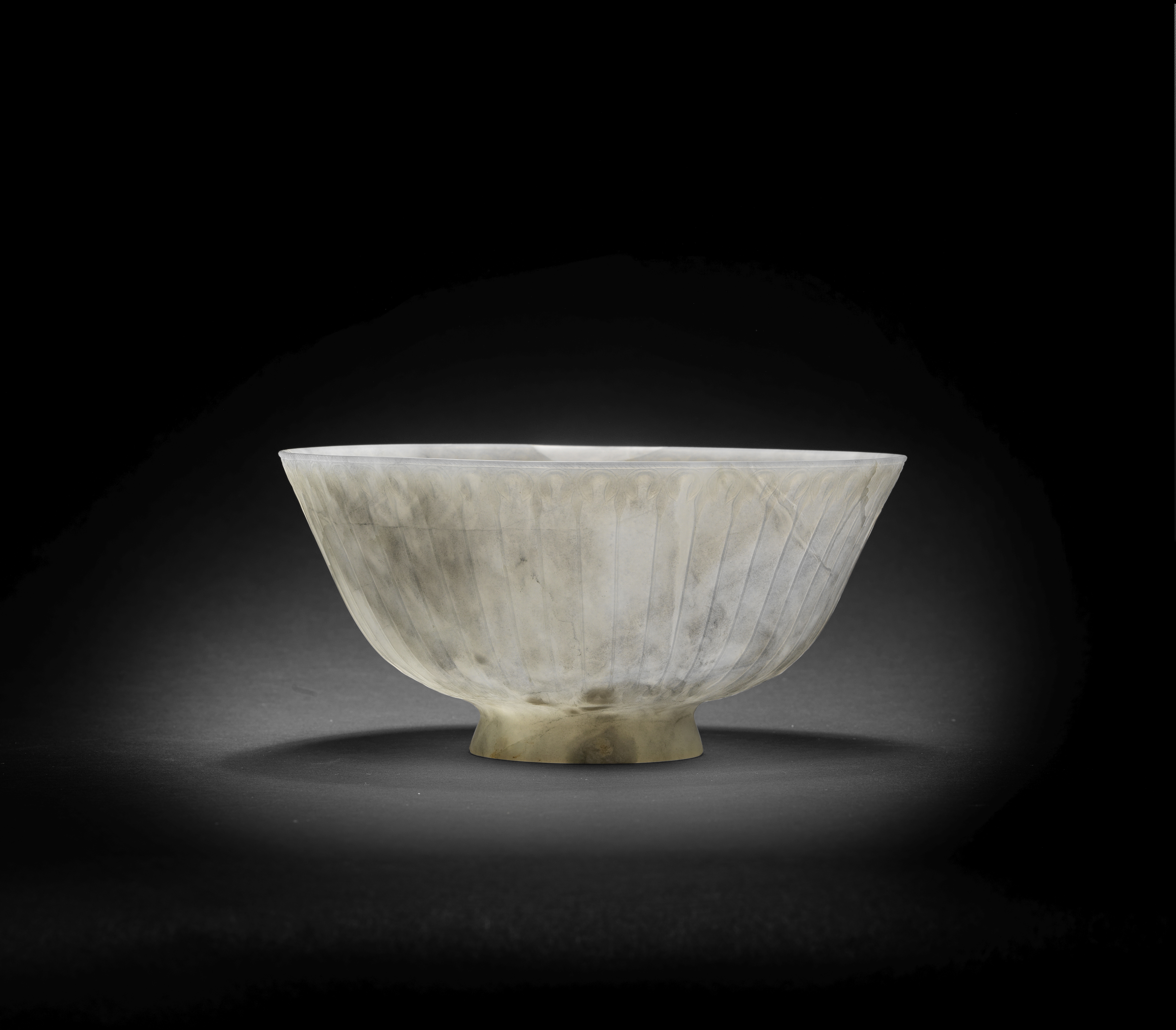 A MUGHAL GREYISH-WHITE JADE BOWL India, 18th century