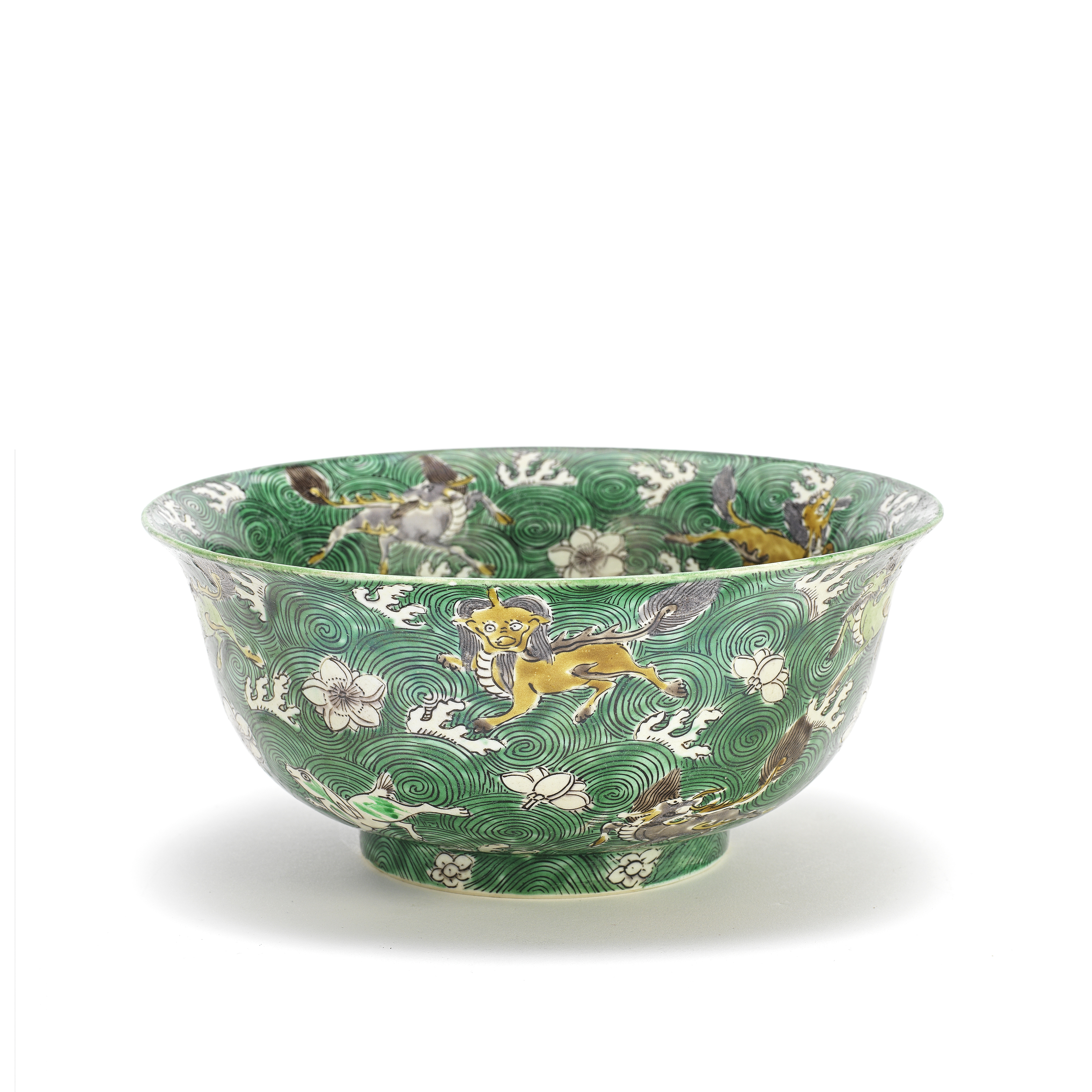 A FAMILLE VERTE 'MYTHICAL BEASTS' BOWL Jiajing six-character mark, Kangxi