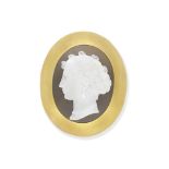 HARDSTONE CAMEO BROOCH/PENDANT, CIRCA 1860-70