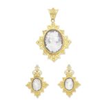 GOLD AND SHELL CAMEO PENDANT AND EARRING SUITE, LATE 19TH CENTURY
