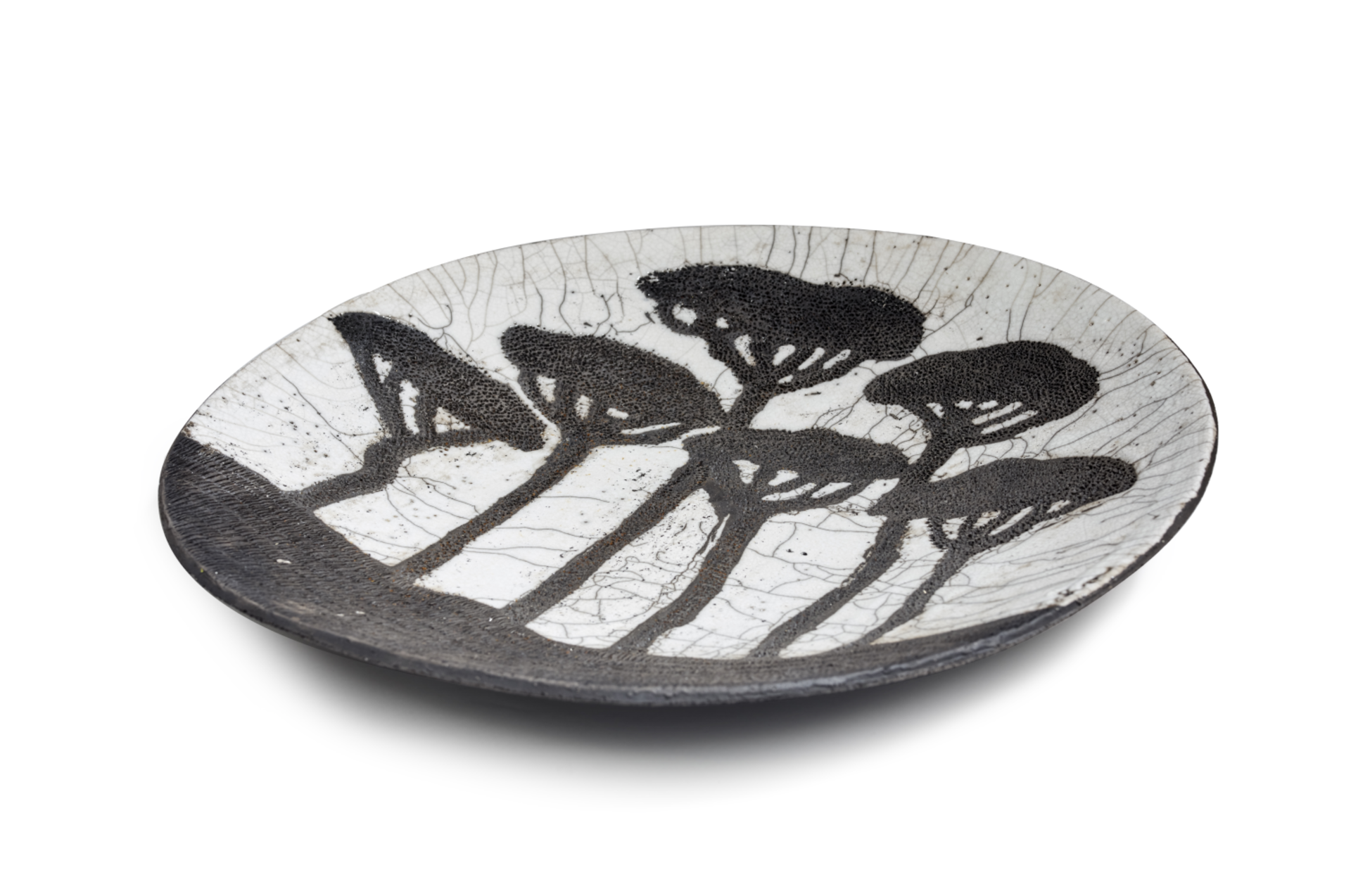 Hala Matta (Liban, n&#233; en 1970) Raku plate I diameter: 28cm (ceramic raku platesigned and da...