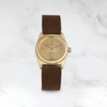 ROLEX. MONTRE BRACELET EN OR ROSE 14K (585) BUBBLE BACK MOUVEMENT AUTOMATIQUE ROLEX. A 14K ROSE G...