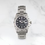 ROLEX. MONTRE BRACELET EN ACIER AVEC DATE ET 2ND FUSEAU HORAIRE MOUVEMENT AUTOMATIQUE ROLEX. A ST...