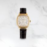 PATEK PHILIPPE. MONTRE BRACELET DE DAME EN OR ROSE 18K (750) DE FORME COUSSIN SERTIE DE DIAMANTS ...