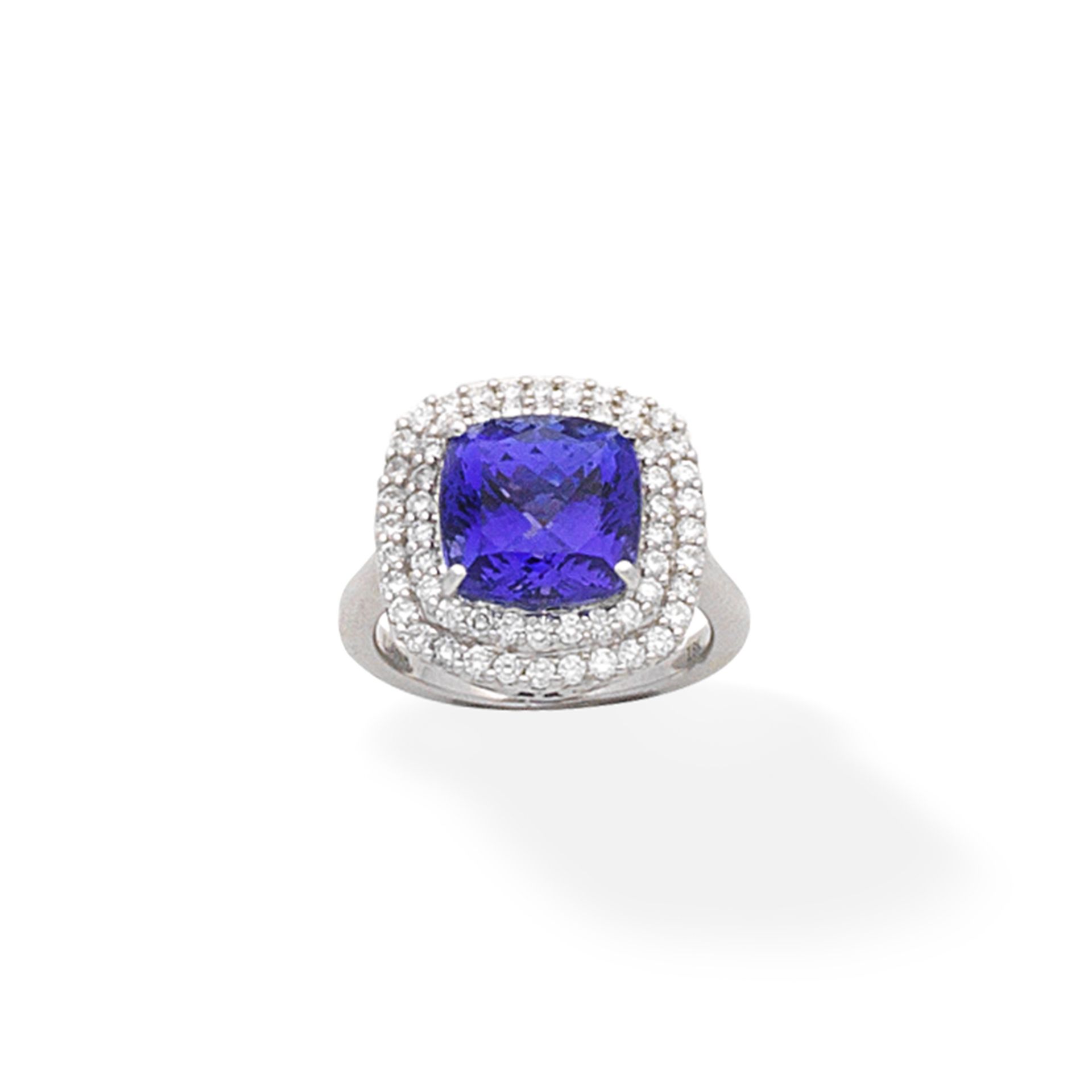 TANZANITE AND DIAMOND RING